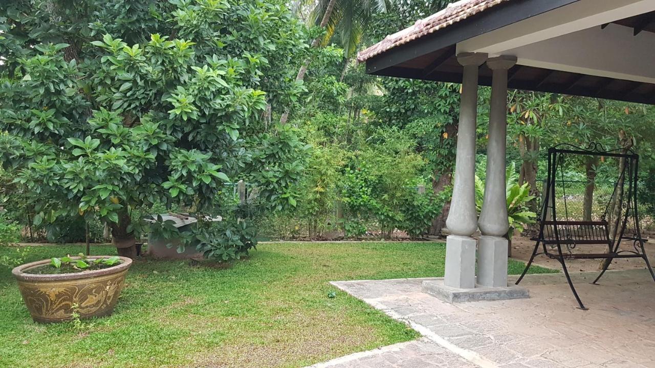 Siriniwasa Luxury Villa With Private Pool Induruwa Extérieur photo
